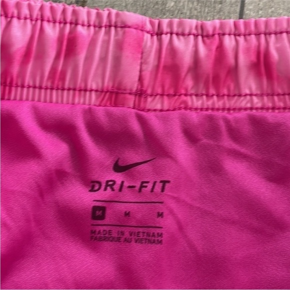 Nike Size Medium Pink Tie Dye Dri-Fit Sporty Athletic Shorts. - Picture 5 of 7